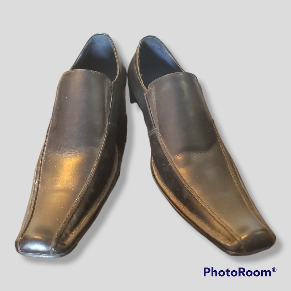 ALDO pointed square end shoes size 42? or 44?